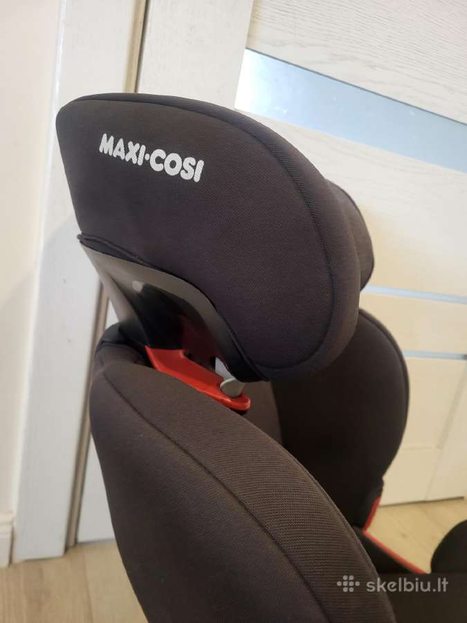 Autokėdutė Maxi cosi rodifix 15-36kg.