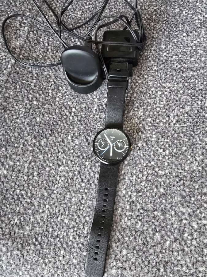 Motorola Moto 360 1st gen