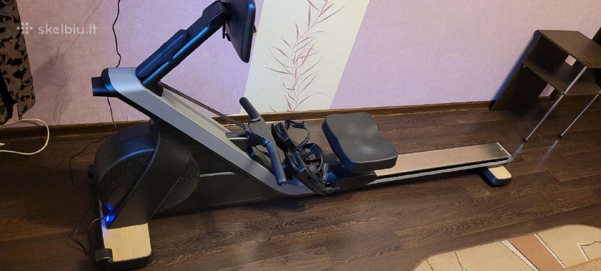 Irklavimo treniruoklis „Training Rower 900“