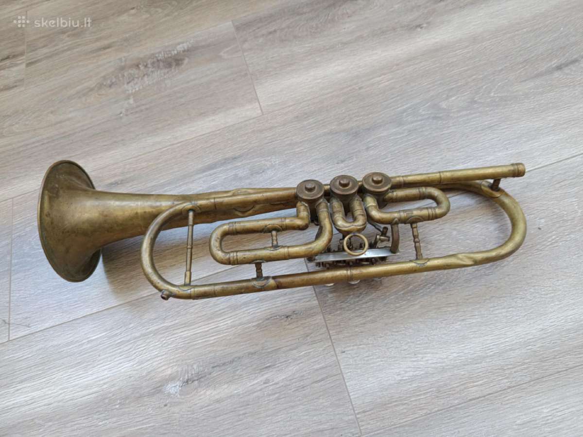 Vintage žalvarinis trimitas – interjero dekoracija - nuotraukos Nr. 4
