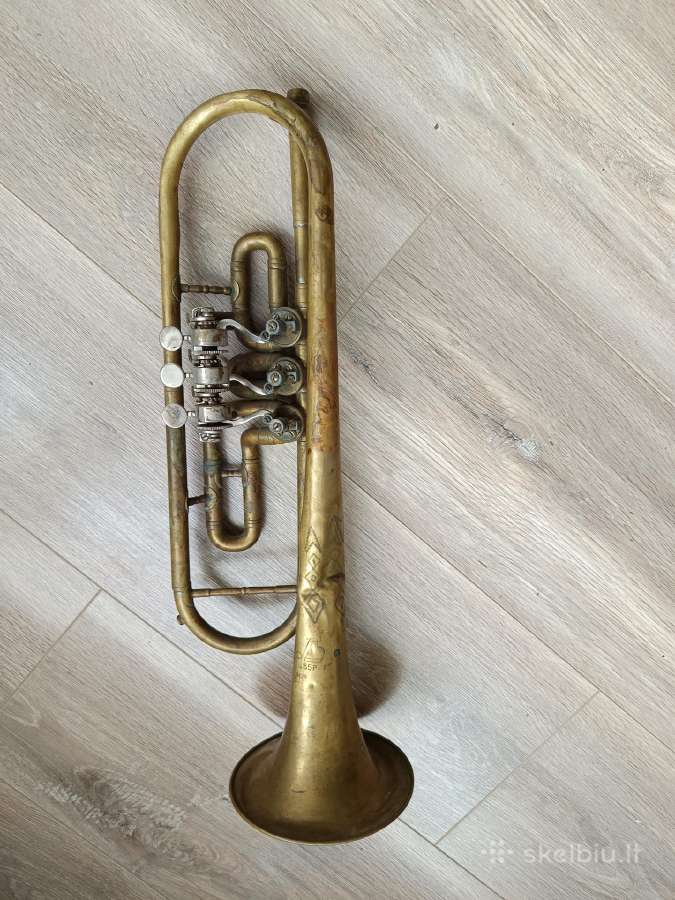 Vintage žalvarinis trimitas – interjero dekoracija - nuotraukos Nr. 9