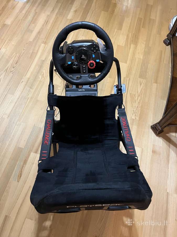 Vairavimo simuliatorius. playseat ir logitech g29