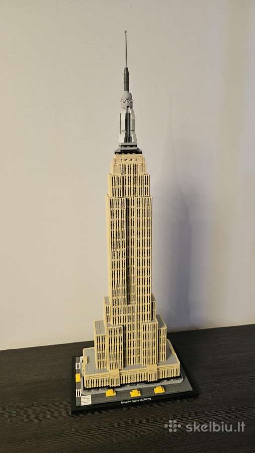 Lego Empire State Building 21046