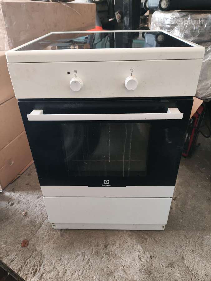 Electrolux orkaite su indukcine kaitlente