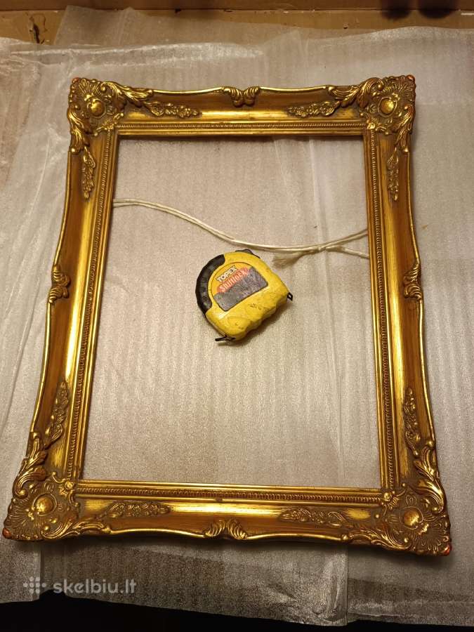 Puošnus klasikinis paveikslo rėmas