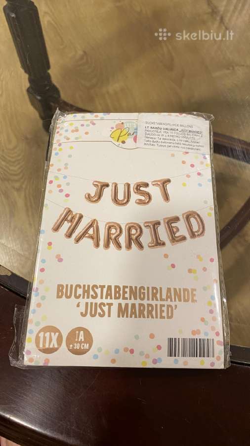 Raidžių girlianda „Just Married"