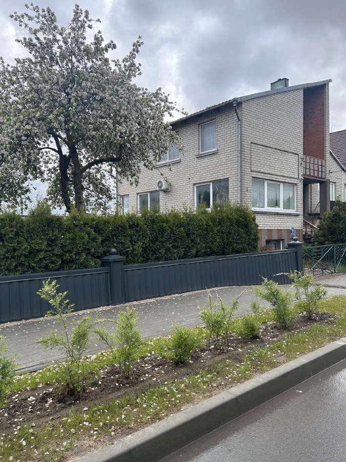 312 m² namas Tauragėje su komercinėmis patalpomis - nuotraukos Nr. 2