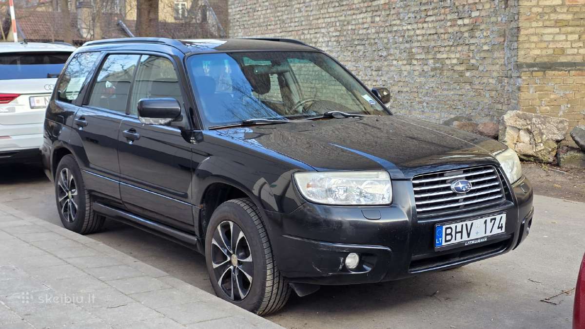 Subaru Forester 2.0 116kw benzinas 2005m.