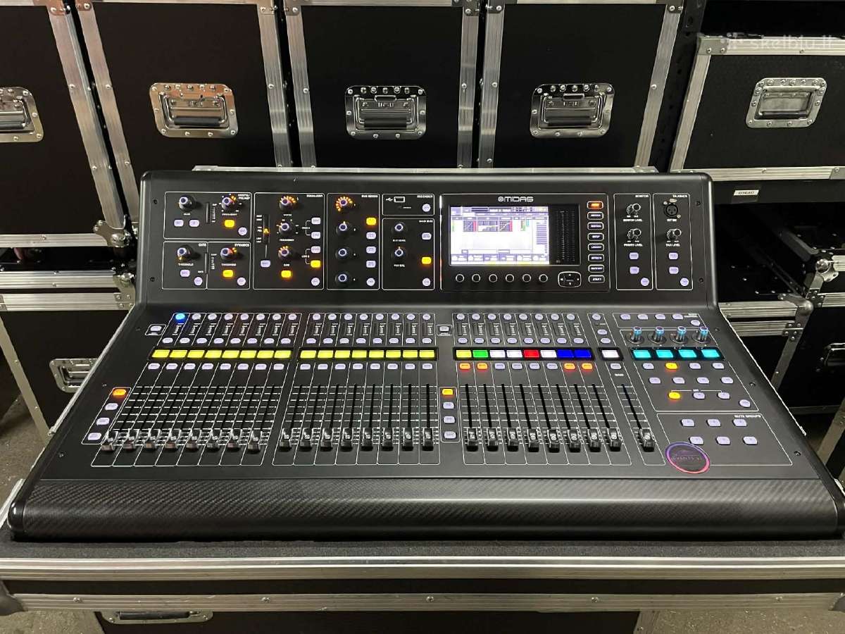 Midas M32 Live