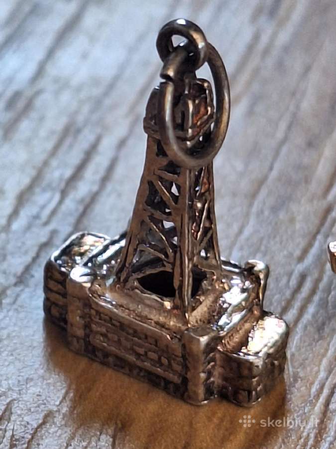Vintažinis sidabrinis pakabukas „Blackpool Tower“