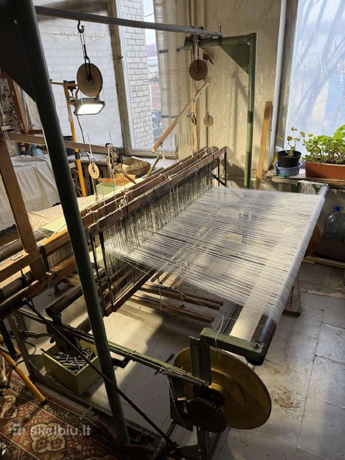 Parduodamos rankinės audimo staklės.