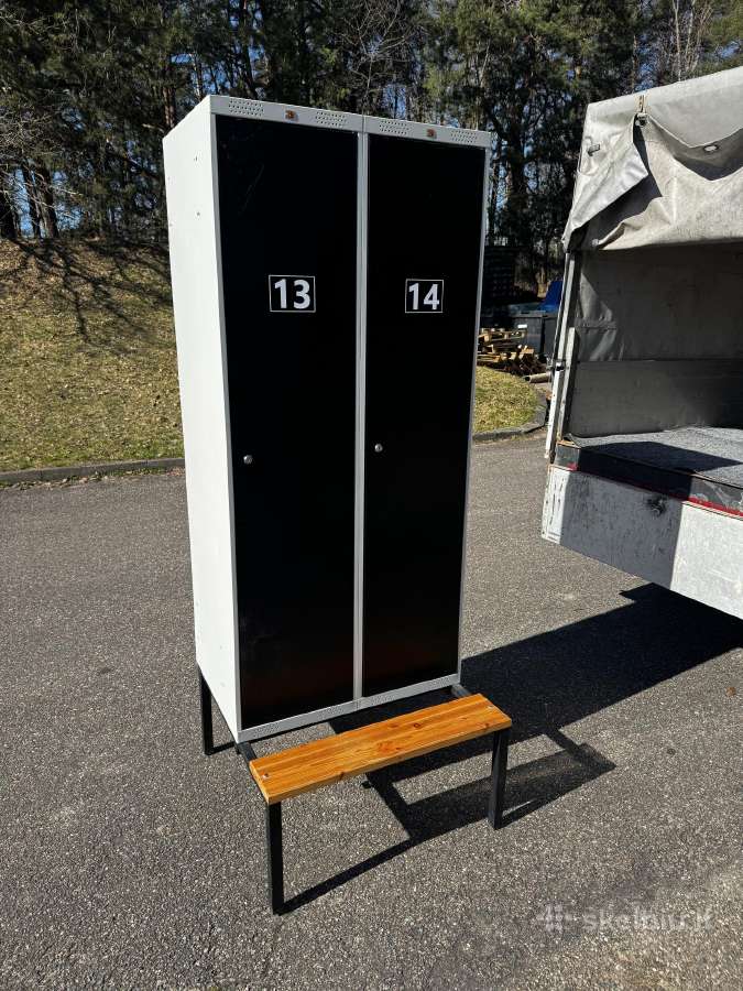 Sporto klubo - persirengimo spintelės