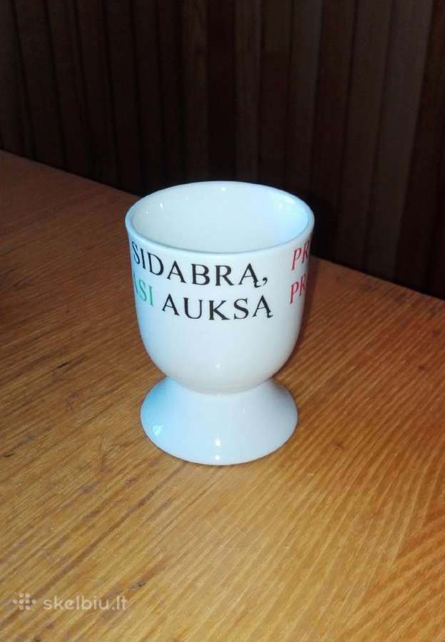 Stovas kiaušiniui su mįsle - nuotraukos Nr. 4