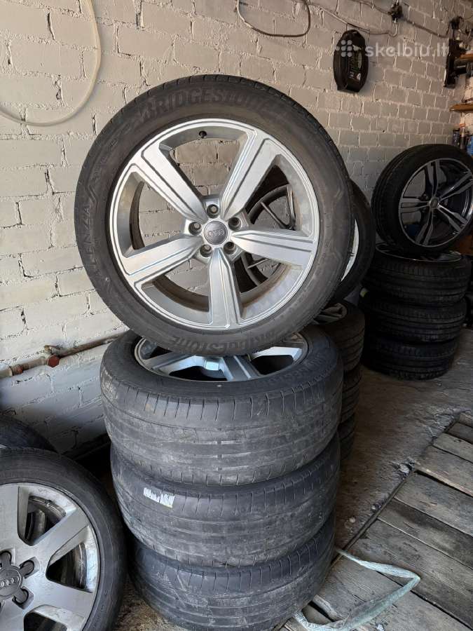Lieti ratlankiai Audi