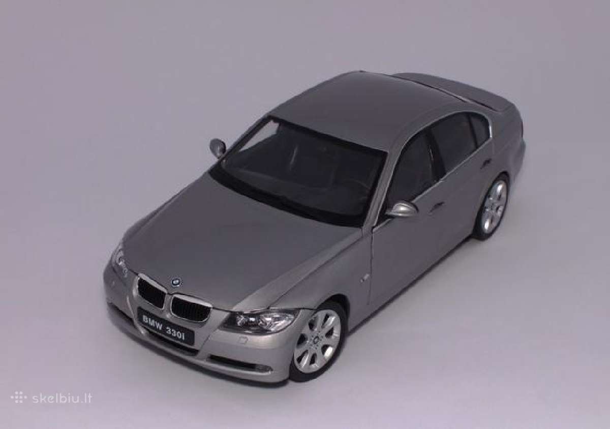 Bmw 330i [E90] 1:18 Welly