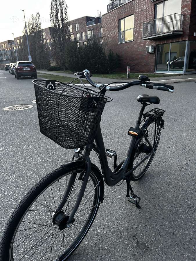 Fahrrad Cohrt miesto dviratis