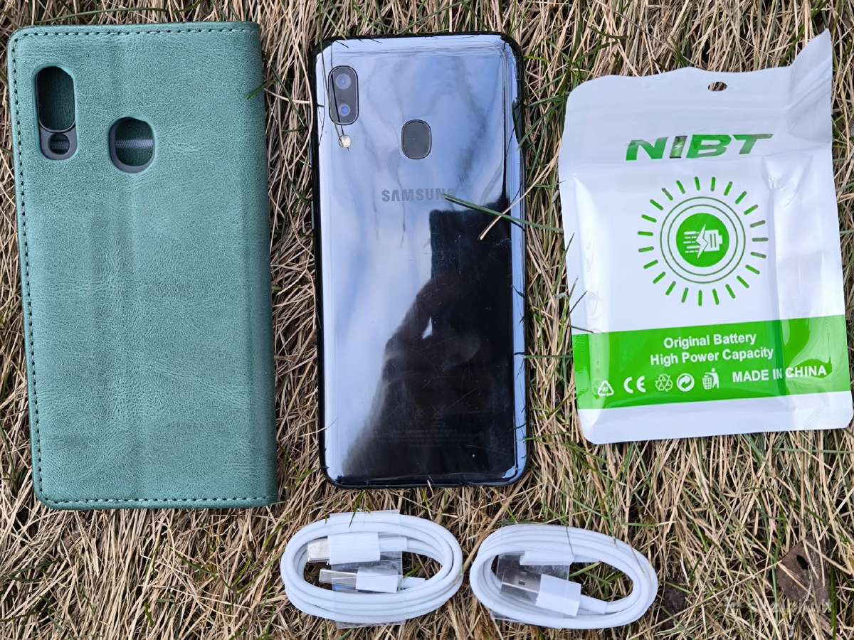 Samsung A20e visks veikia - nuotraukos Nr. 2