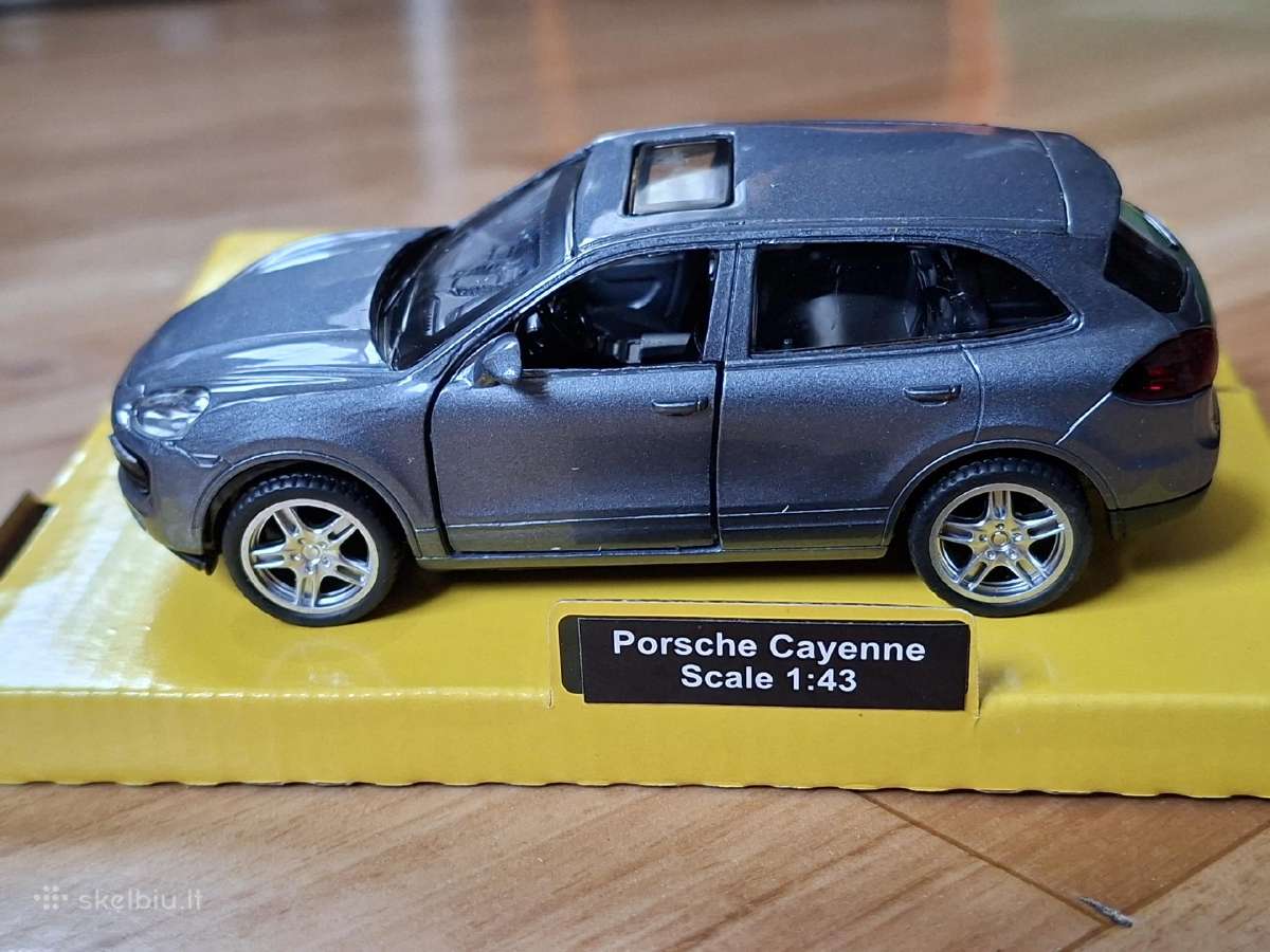 1:43 Porsche Cayenne