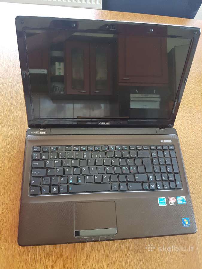 Asus X52j