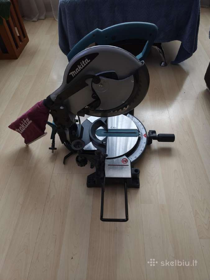 Makita Mls 100
