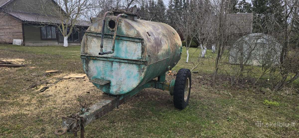 Vandens pervežimo cisterna(bačka)3200 l