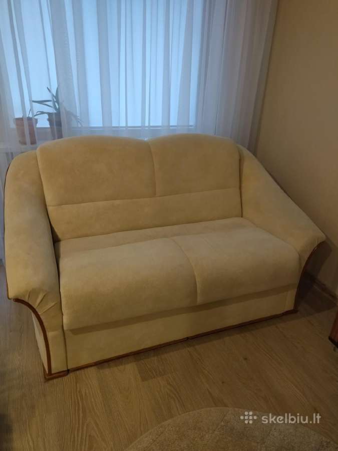 Parduodama dvivietė minkšta dalis