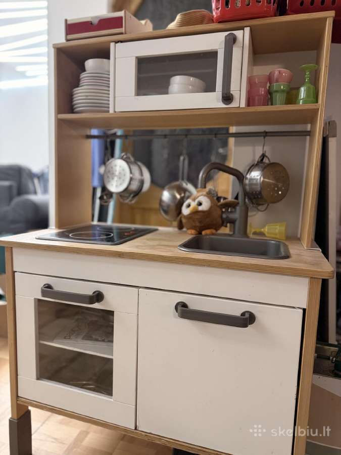Parduodama vaikiska Ikea virtuvele