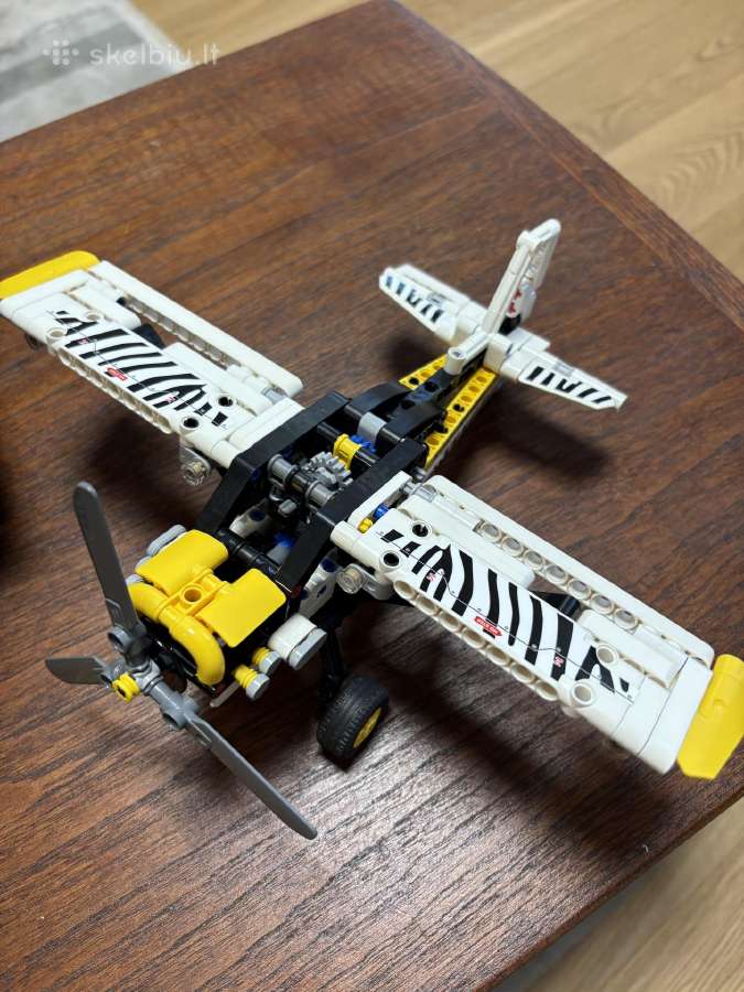 Lego formulė 42141 ir lektuvas - nuotraukos Nr. 4