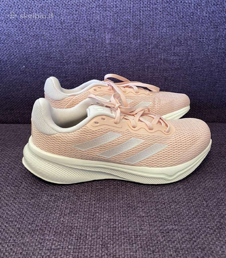 Adidas kedai - nuotraukos Nr. 3