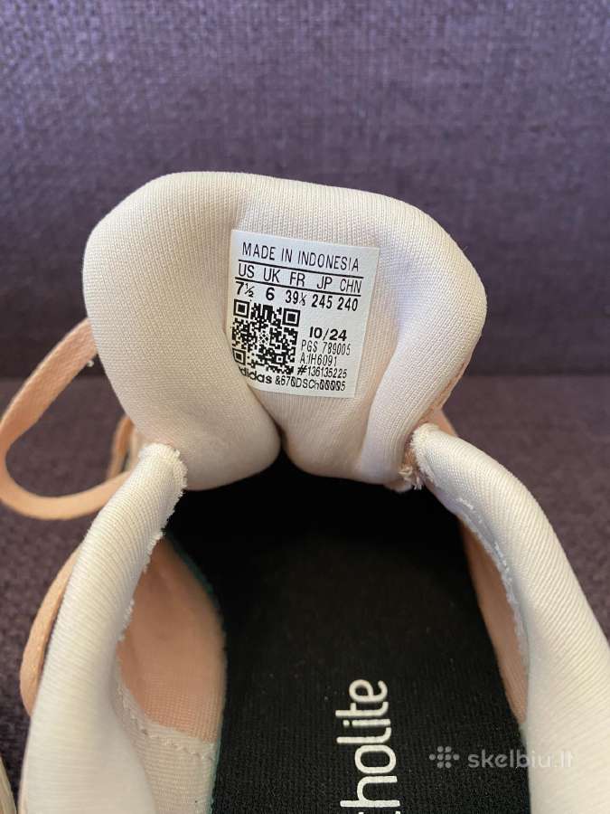 Adidas kedai - nuotraukos Nr. 5