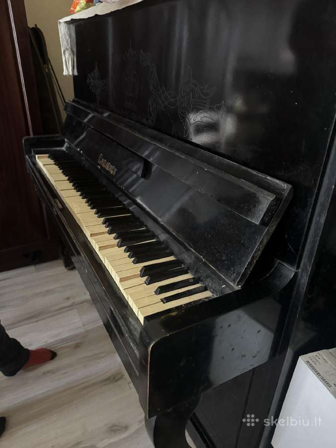 Parduodu pianiną 50e