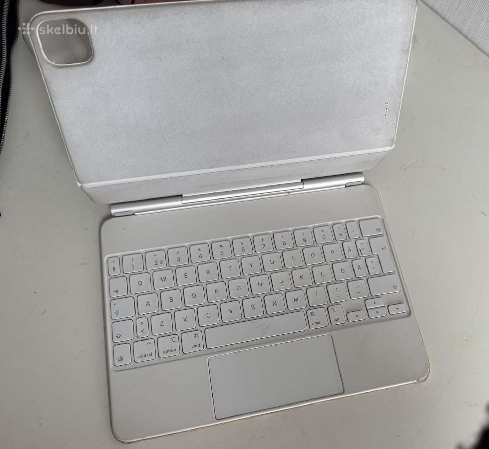 Magic Keyboard