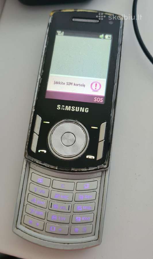 Telefonas samsung F400