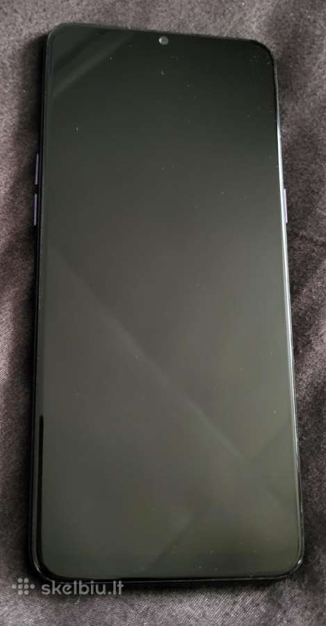 Realme 5 telefonas - nuotraukos Nr. 2