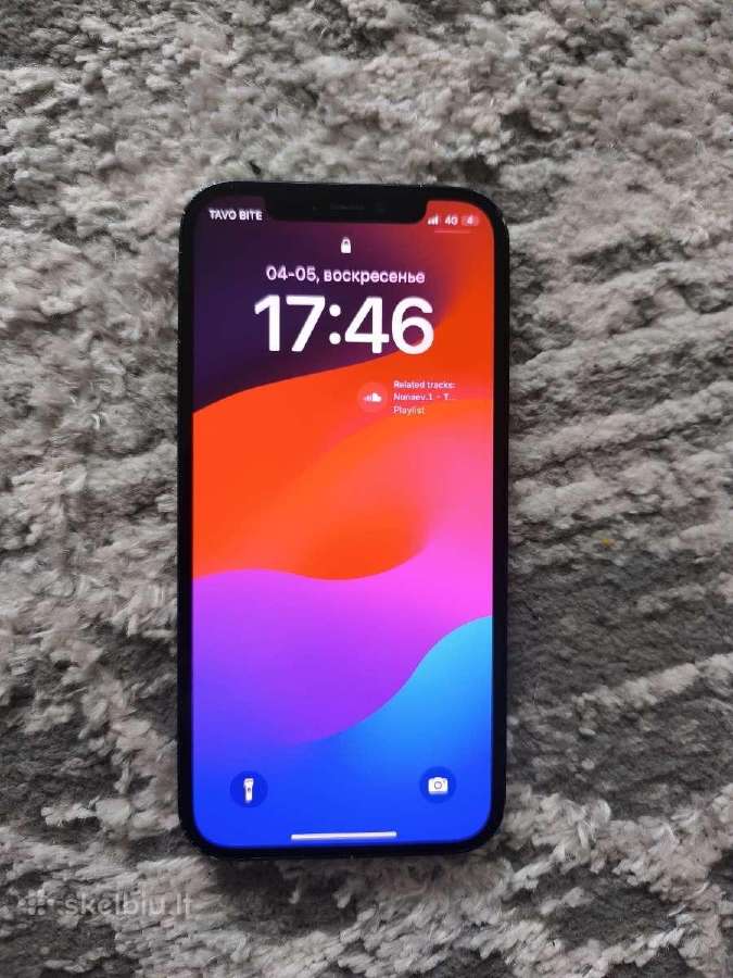 iPhone 12