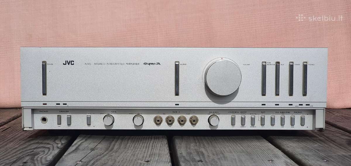 JVC A-x5 stiprintuvas