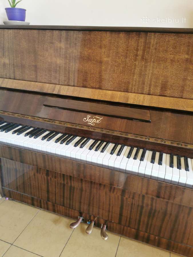 Pianinas Zaria - nuotraukos Nr. 2