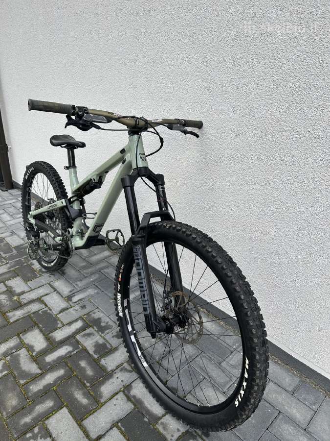 Comencal sx v4