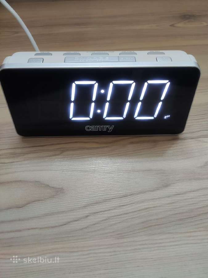 Žadintuvas -radija Camry