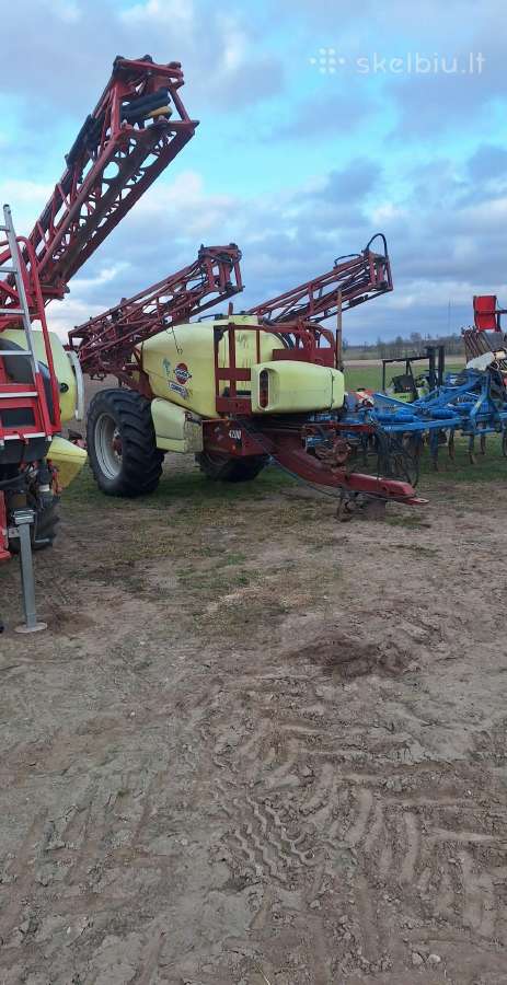 Hardi commander 4200