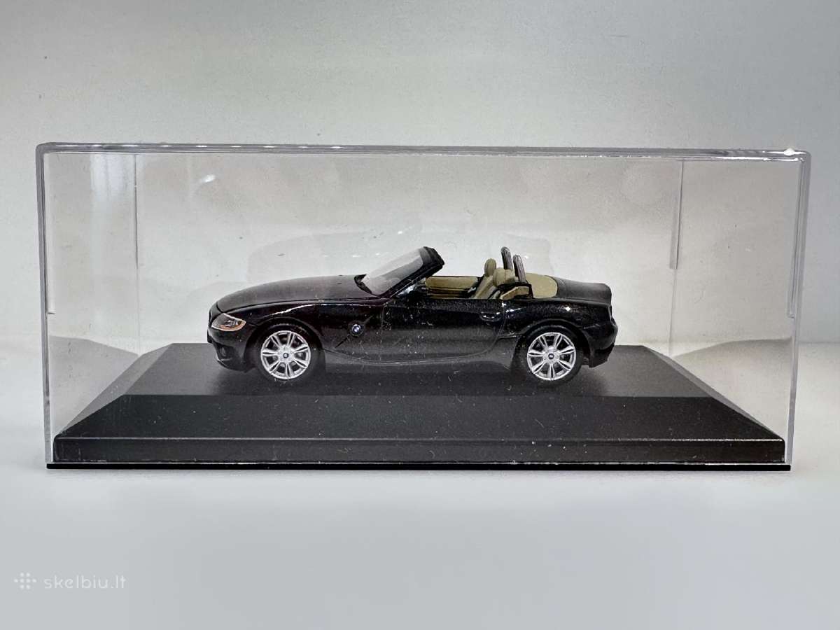 Bmw Z4 Roadster E85 1:43 Minichamps - nuotraukos Nr. 2