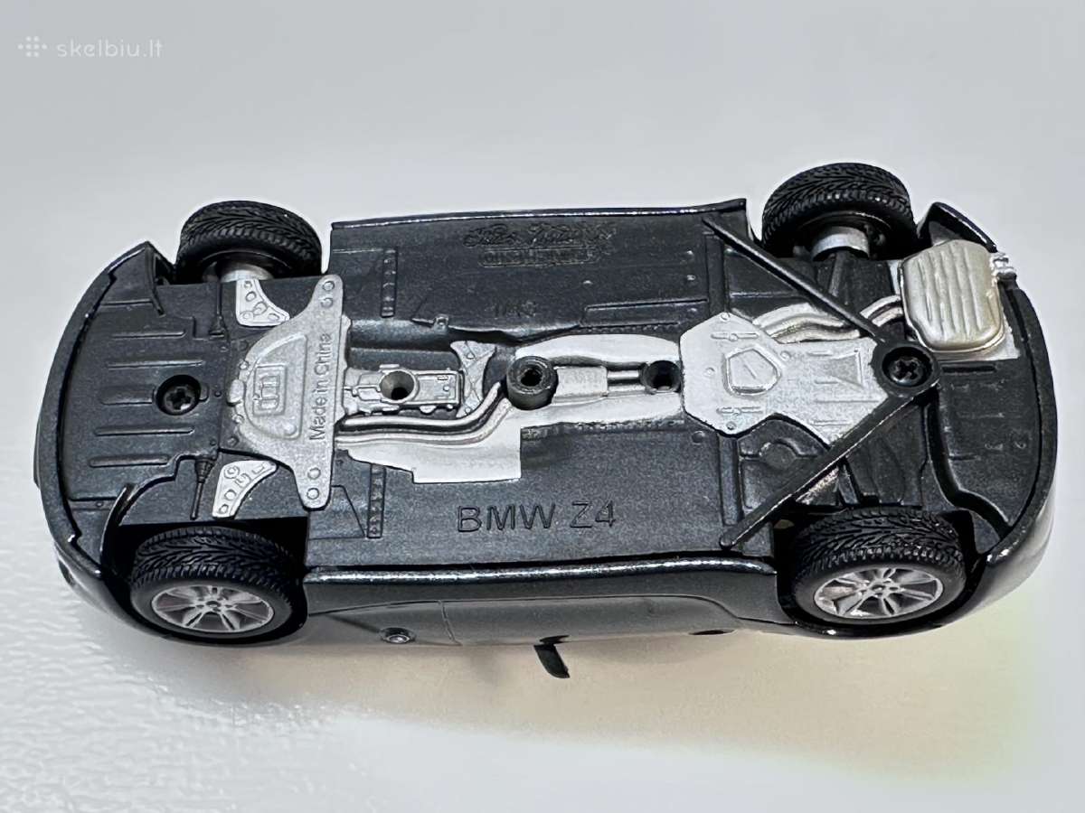 Bmw Z4 Roadster E85 1:43 Minichamps - nuotraukos Nr. 9
