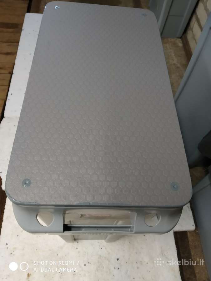 Rubbermaid dėžė Slimjim 87 litrų. - nuotraukos Nr. 6