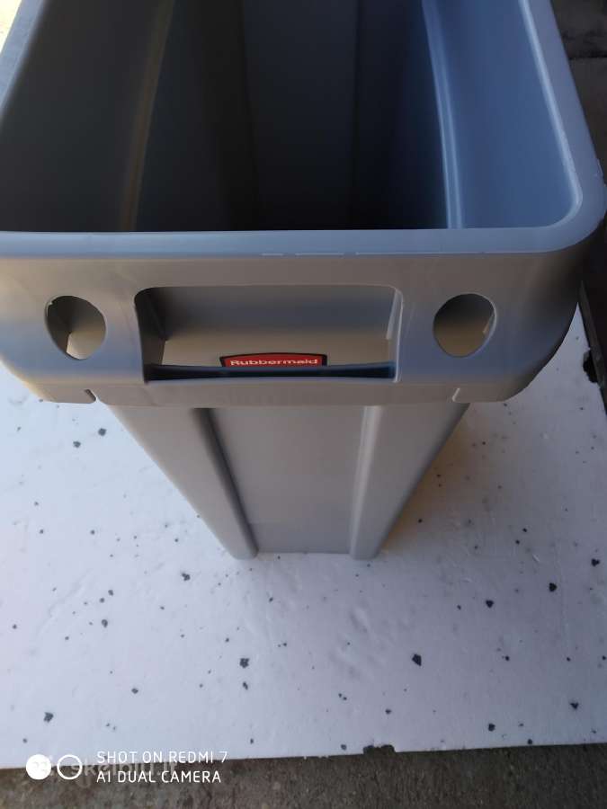 Rubbermaid dėžė Slimjim 87 litrų. - nuotraukos Nr. 2