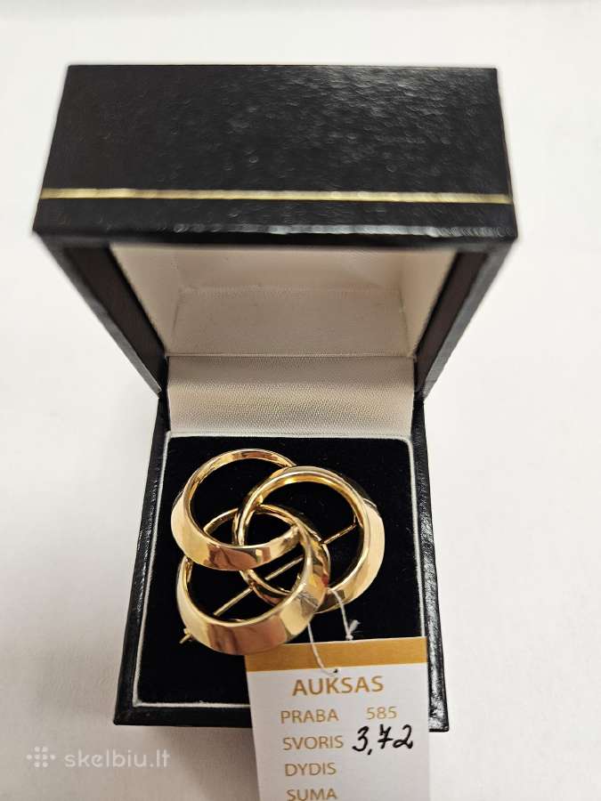 Auksinė segė - 360 Eur.