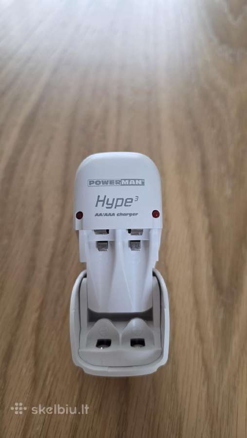 Akumuliatorių Aa ir Aa pakrovėjas