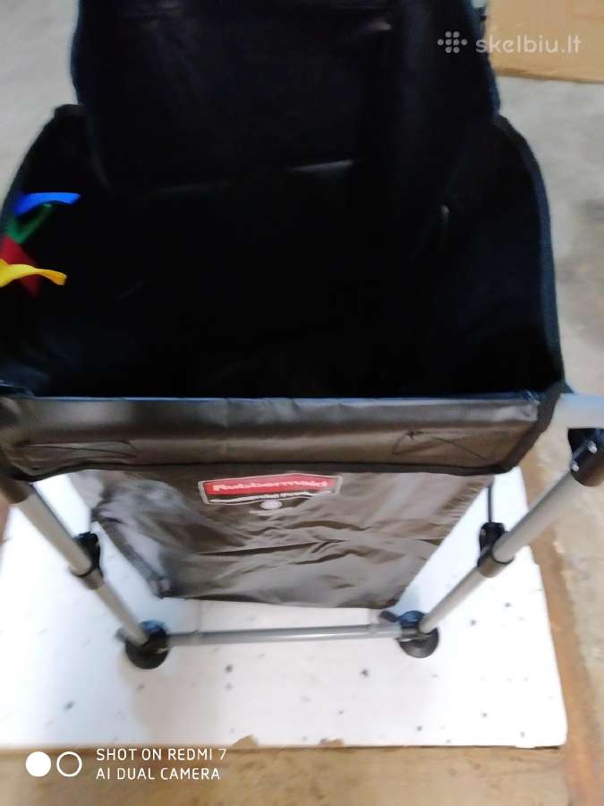 Rubbermaid sulankstomas vežimėlis 150 l. - nuotraukos Nr. 11