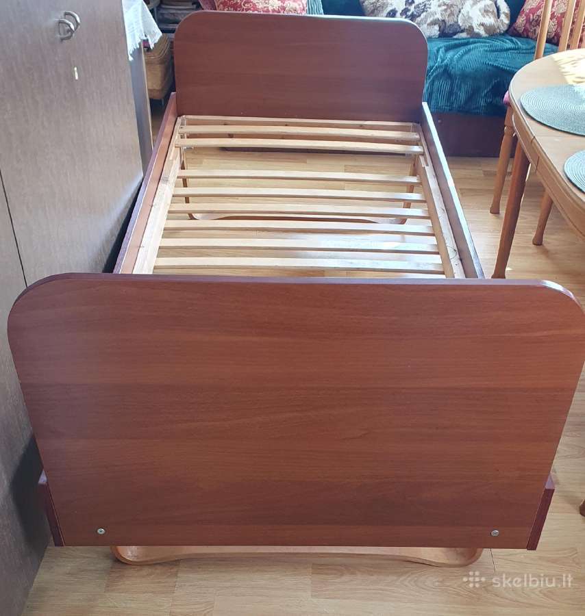Lovos rėmas 90x200