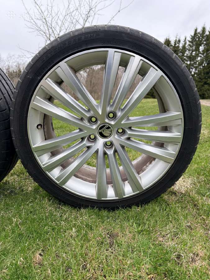 R19 Škoda ratlankiai - nuotraukos Nr. 5
