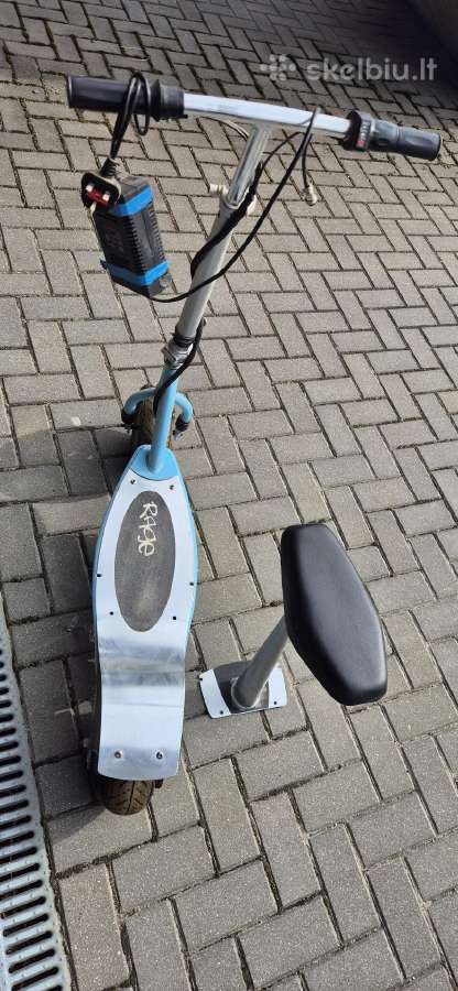 Elektrinis paspirtukas E-scooter Rage (Razor E300)